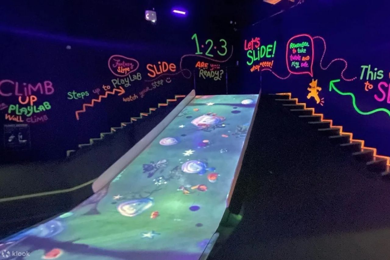 things to do in manila during rainy season - robinsons playlab