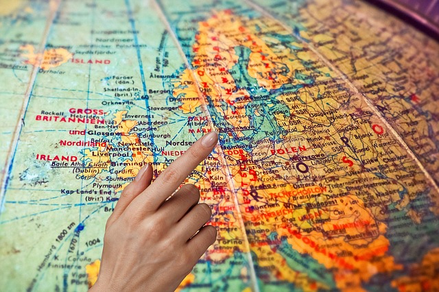 how to apply for a job overseas