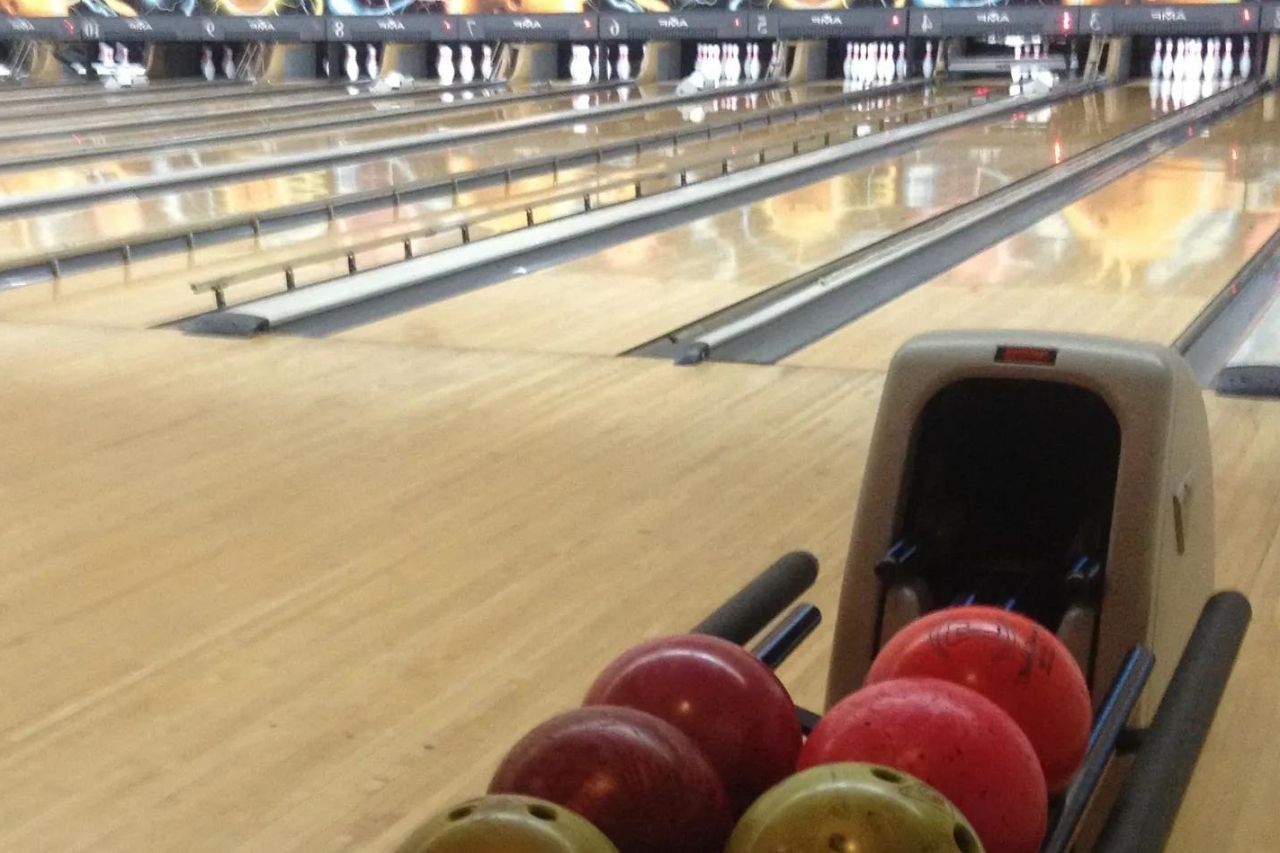 things to do in manila during rainy season - paengs bowling arena