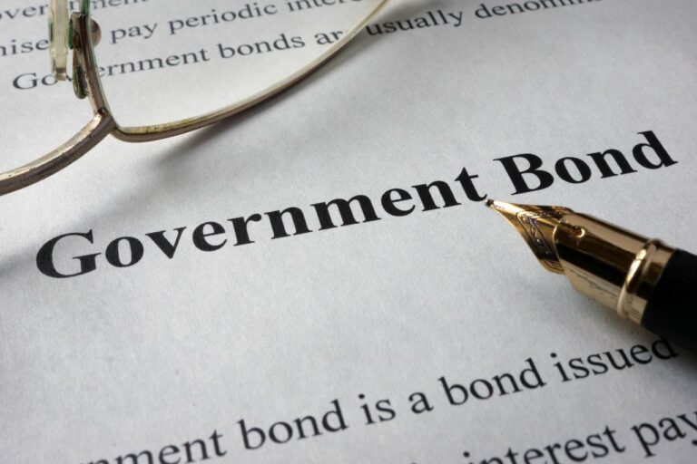 How Can I Invest in Government Bonds Using GCash?